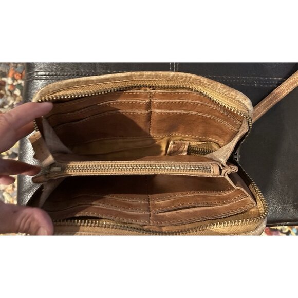 Brown Platania Genuine Leather Wristlet Wallet Studded Made In Italy Light Brown - Picture 4 of 8